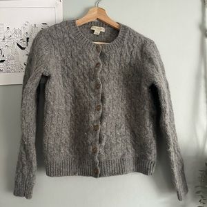 Appleseed’s wool sweater